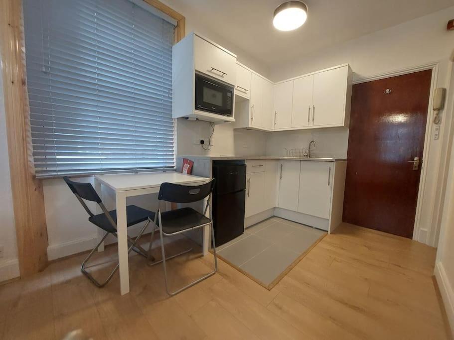 Newly Refurbished Studio London Ngoại thất bức ảnh
